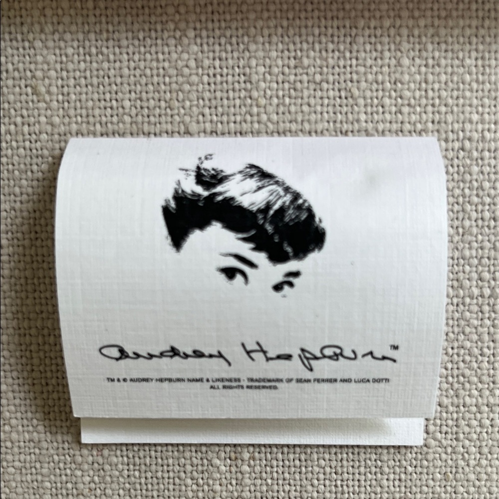Camrose & Kross Audrey Hepburn Pearl Earrings - Picture 3 of 4